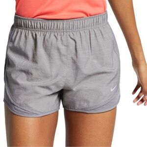 Nike Gray Athletic Shorts Lightweight Size Medium